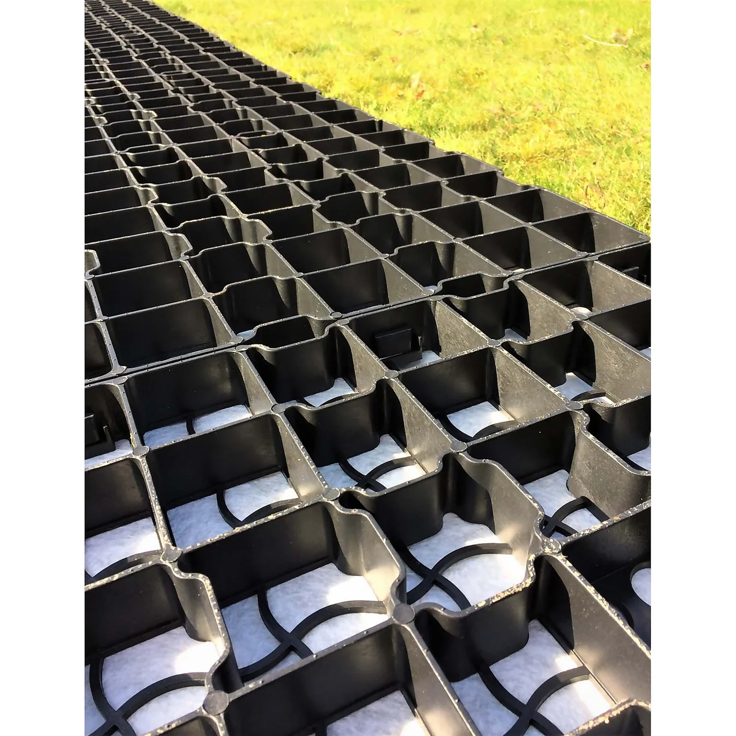 Ecobase Porous Pavers Paths - 5m2 (20 Pack) 10 Ecobase Porous Pavers Paths - 5m2 (20 Pack) - Image 8