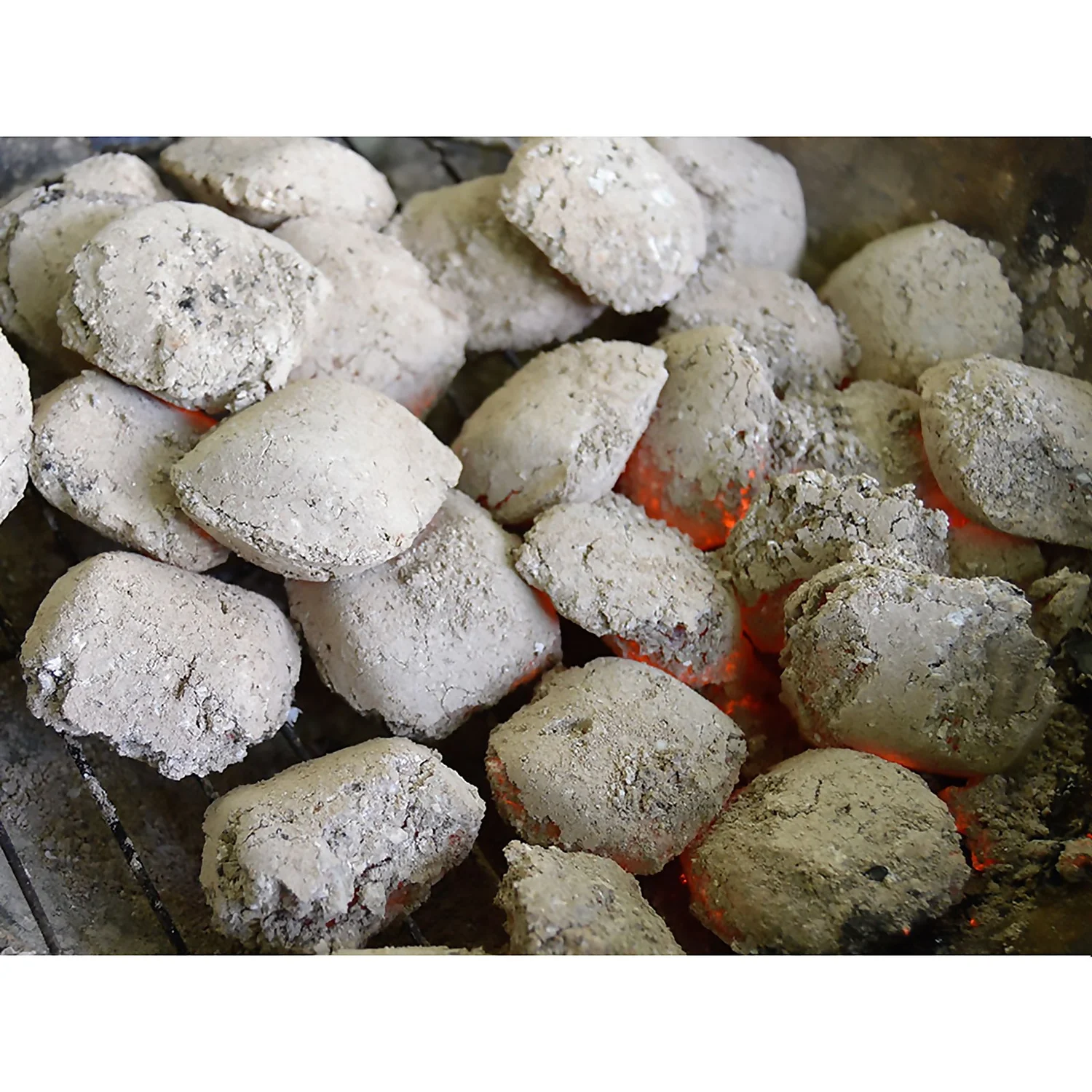 Bar-Be-Quick FSC Charcoal Briquettes - 4.5kg 5 Bar-Be-Quick FSC Charcoal Briquettes - 4.5kg - Image 3