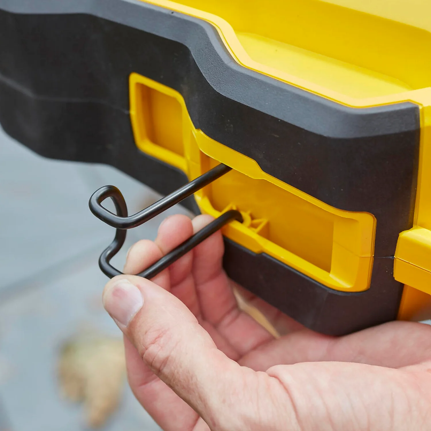 STANLEY FATMAX V20 18V Cordless Brushless Blower (Sfmcbl7M1-Gb) 12 STANLEY FATMAX V20 18V Cordless Brushless Blower (Sfmcbl7M1-Gb) - Image 10