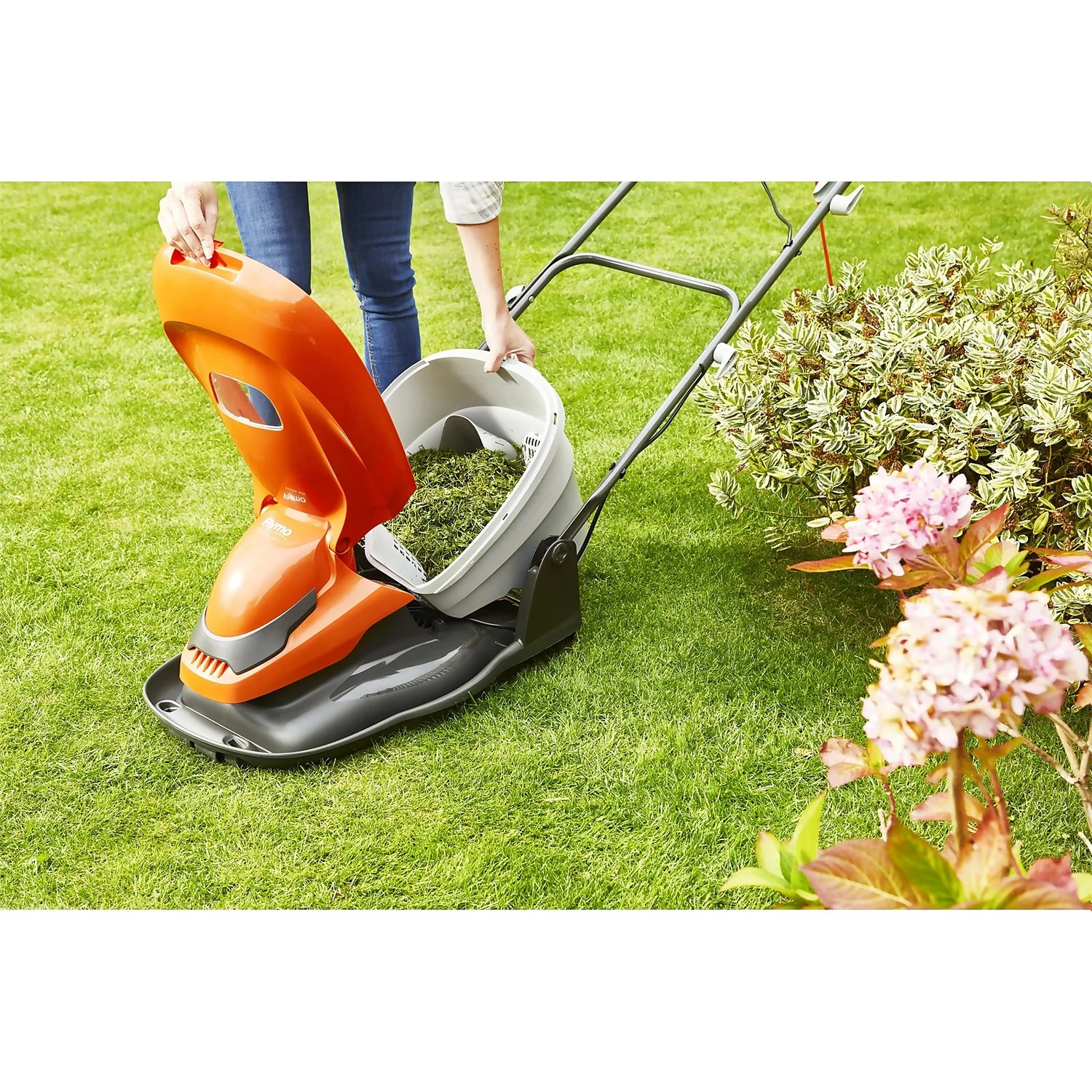 Flymo 1800W EasiGlide Electric Hover Lawn Mower - 36cm 7 Flymo 1800W EasiGlide Electric Hover Lawn Mower - 36cm - Image 5