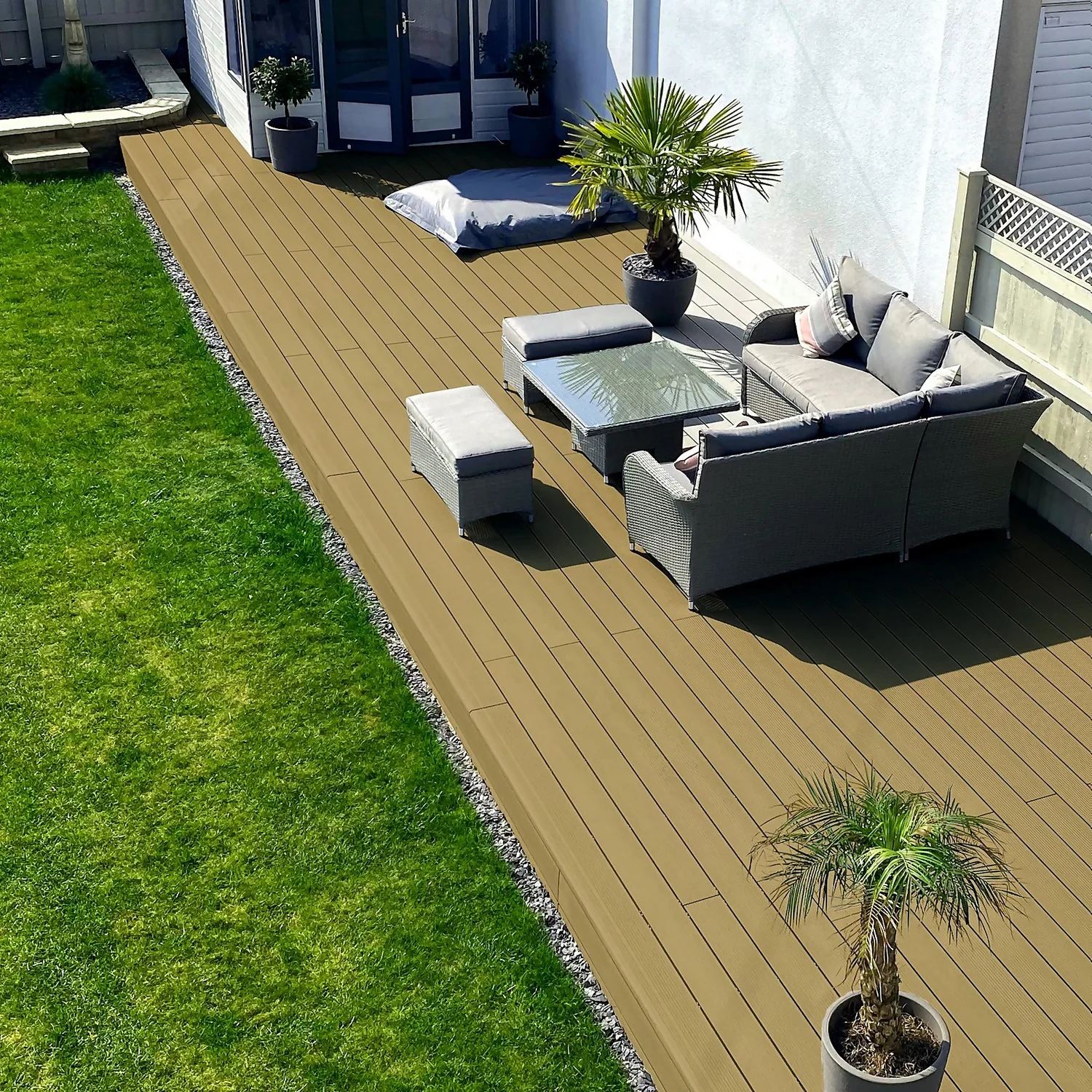 Victoria Composite Decking Castle Groove 20 Pack Teak - 10.08 M2 4 Victoria Composite Decking Castle Groove 20 Pack Teak - 10.08 M2 - Image 2